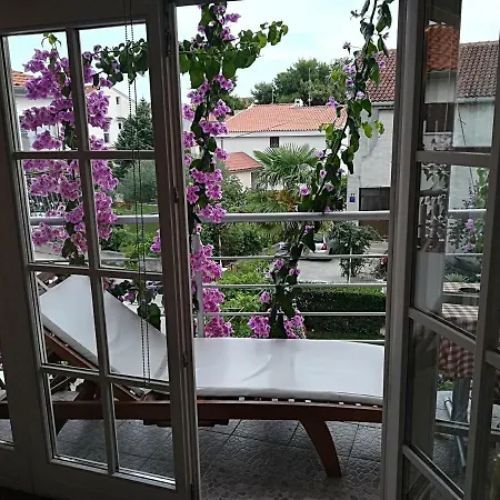 בית נופש House Marijana Sibenik *