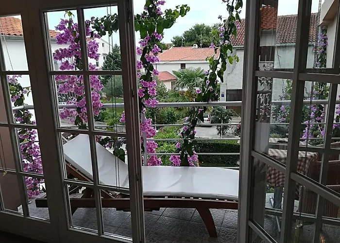 Nyaraló House Marijana Sibenik *